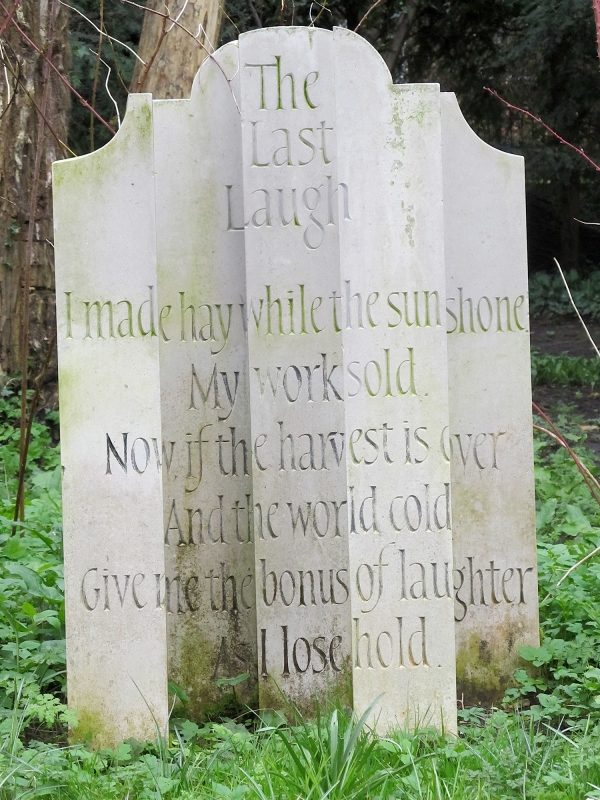 Figure 7 : Alec Peever, « The Last Laugh », poème de John Betjeman installé en 2002 au John Betjeman Millenium Park de Wantage.