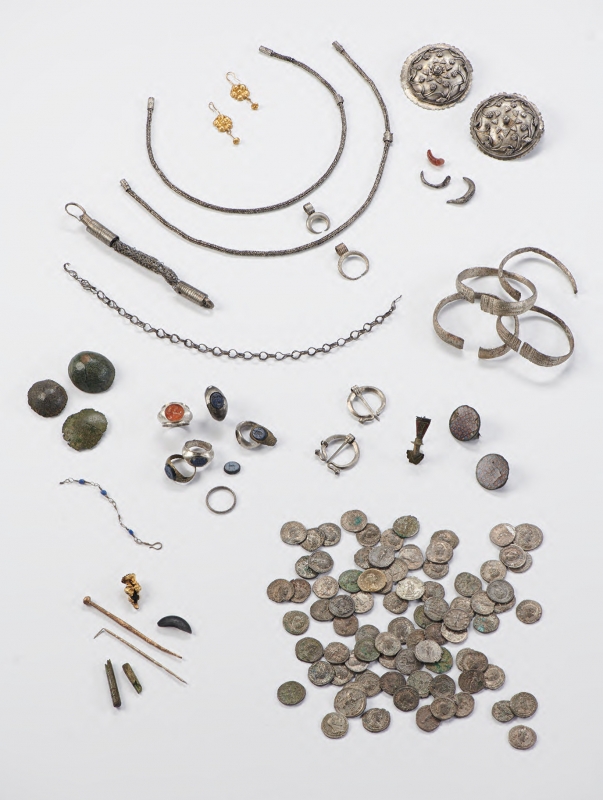 Figure 5: Wiggensbach near Cambodunum-Kempten: Hoard of jewellery and coins, dated AD 233.