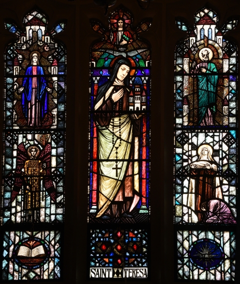 Fig. 9. St. Teresa of Avila by Michael Healey, An Túr Gloine, Dublin, 1928-1929.